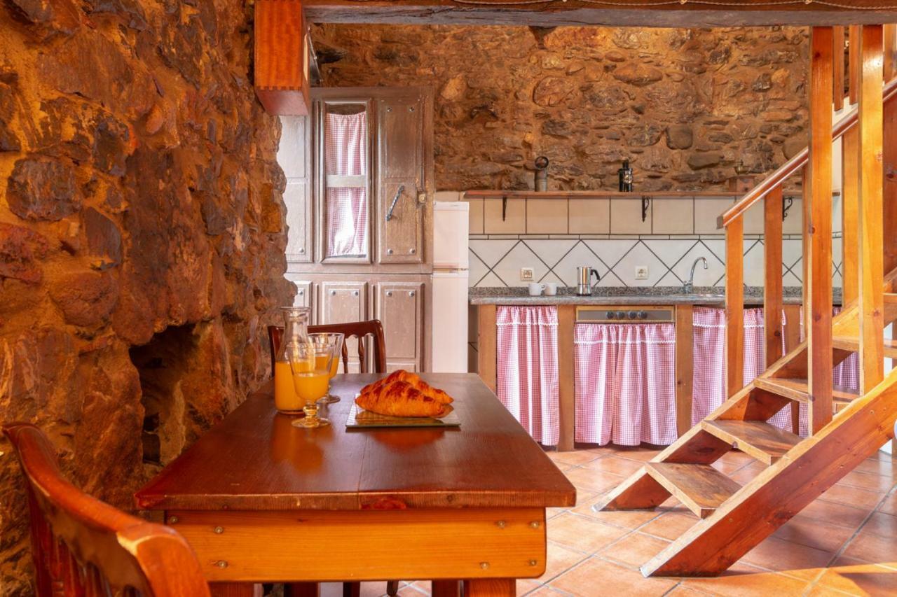 Gasthaus Casa Delfina Pravia Exterior foto
